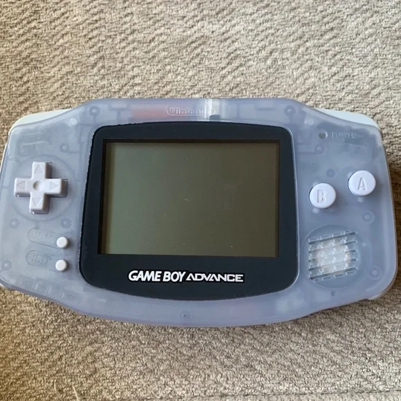 Game Boy Advance - Picture 1 of 4